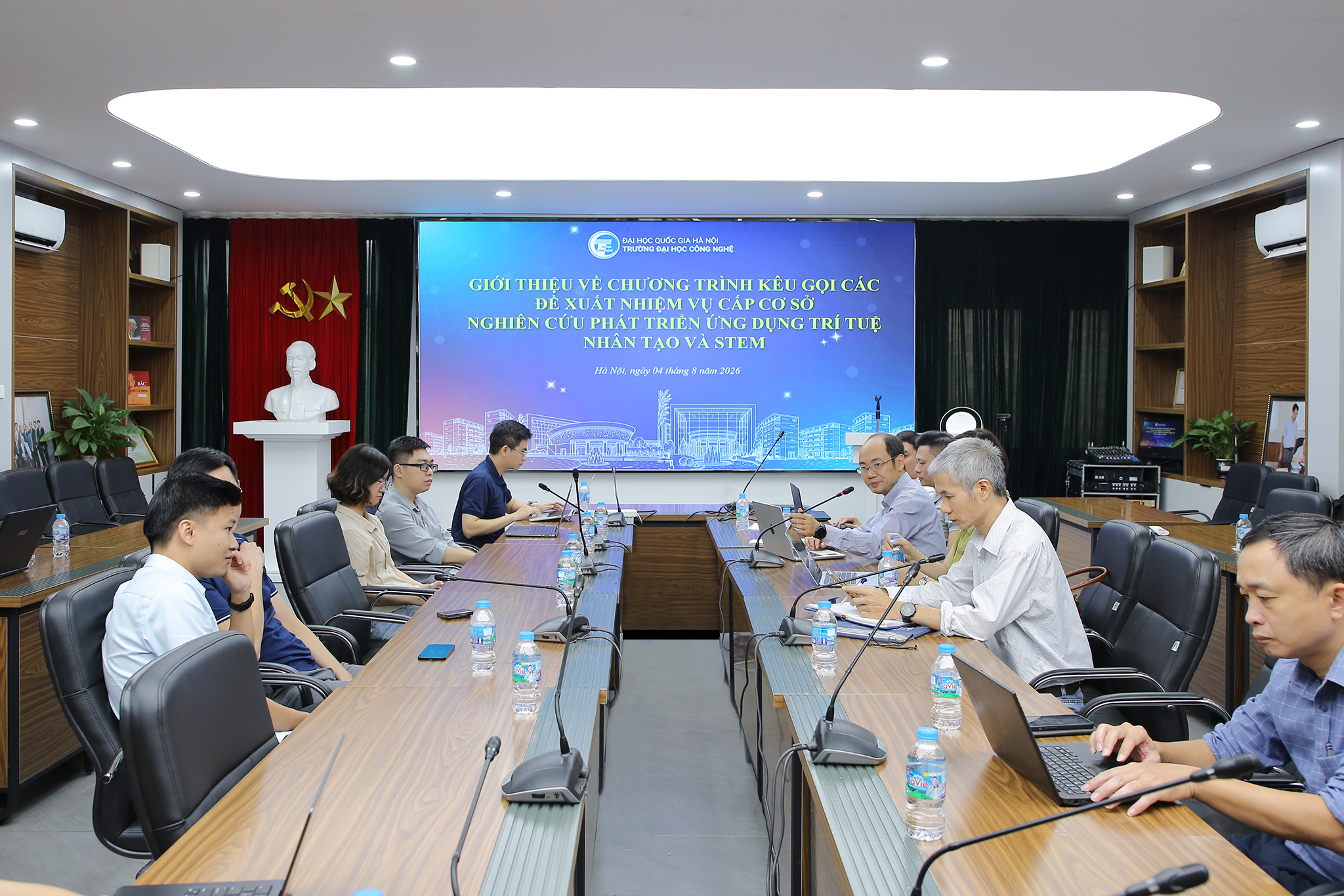 Sinh viên AI biến bài học thành giải pháp thông minh