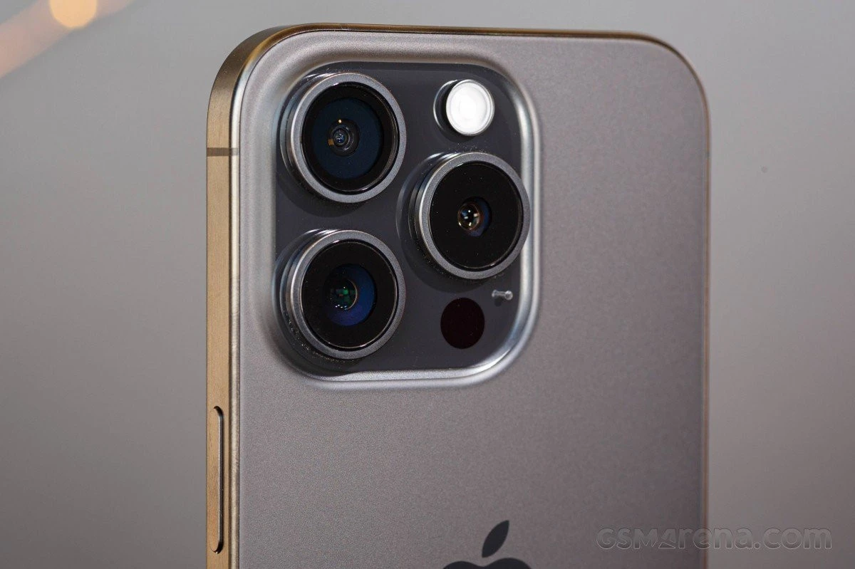 iPhone 15 Pro Titanium và Apple Intelligence: lựa chọn khôn ngoan ở tầm giá 15 triệu?