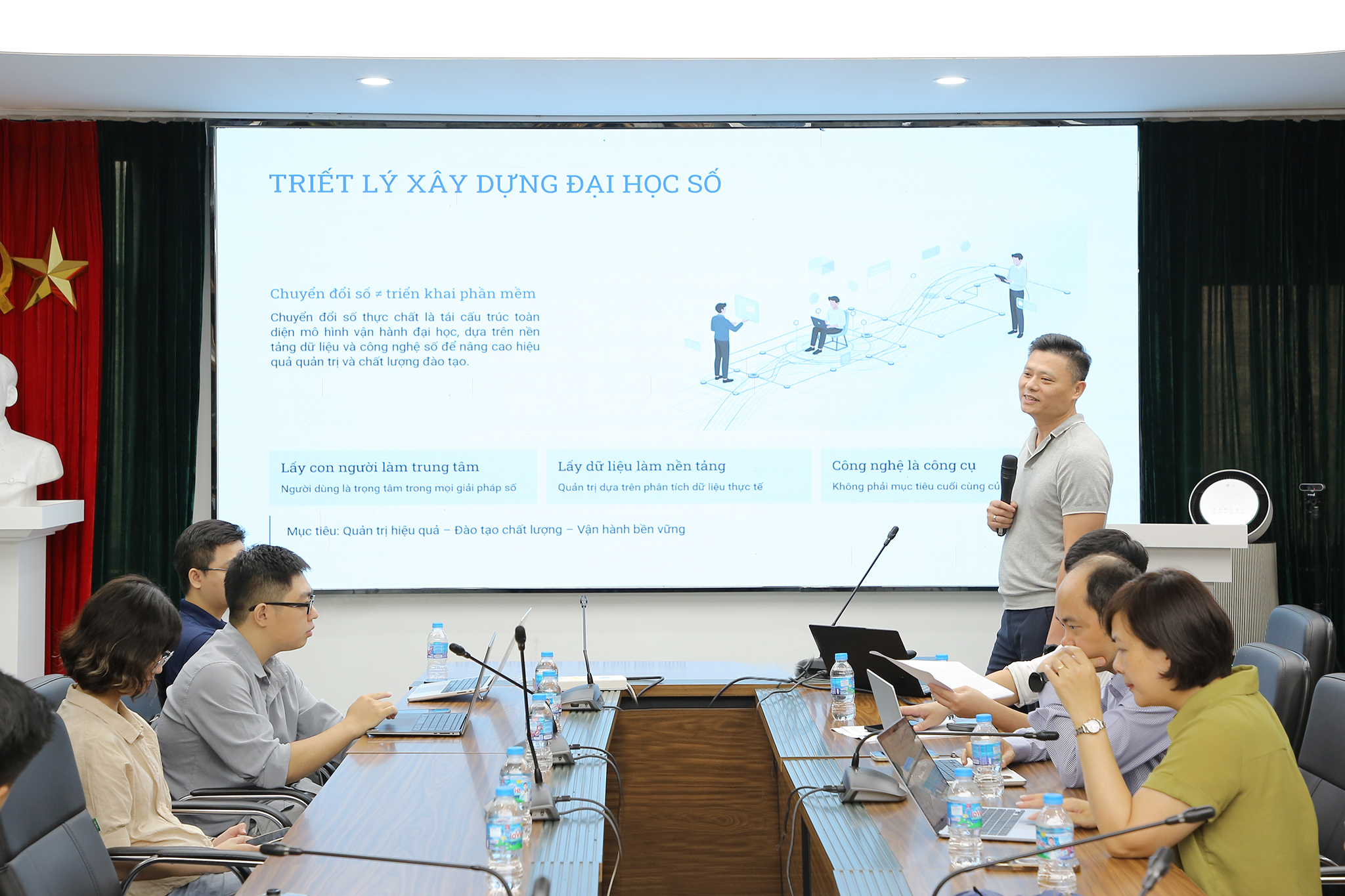 Sinh viên AI biến bài học thành giải pháp thông minh