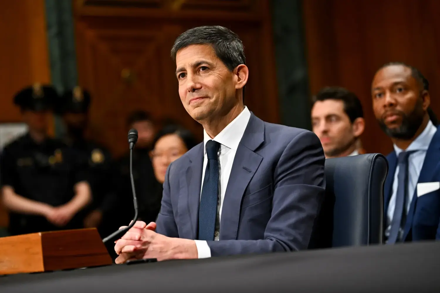 Chủ tịch Fed Kevin Warsh đối mặt bài kiểm tra lạm phát đầu tiên