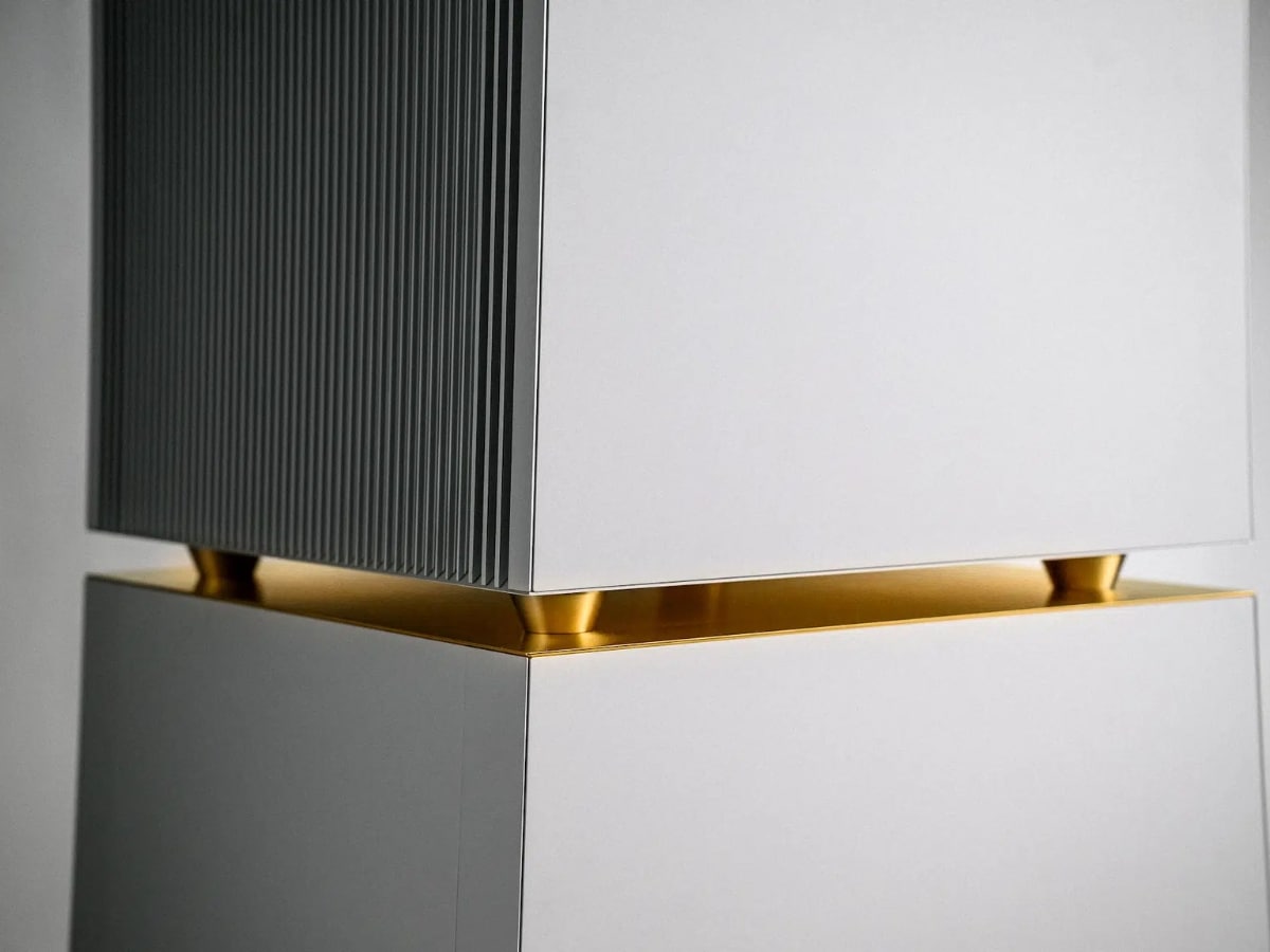 Goldmund Telos 9800 Monoblock Amplifier Redefines Ultra-Premium Power