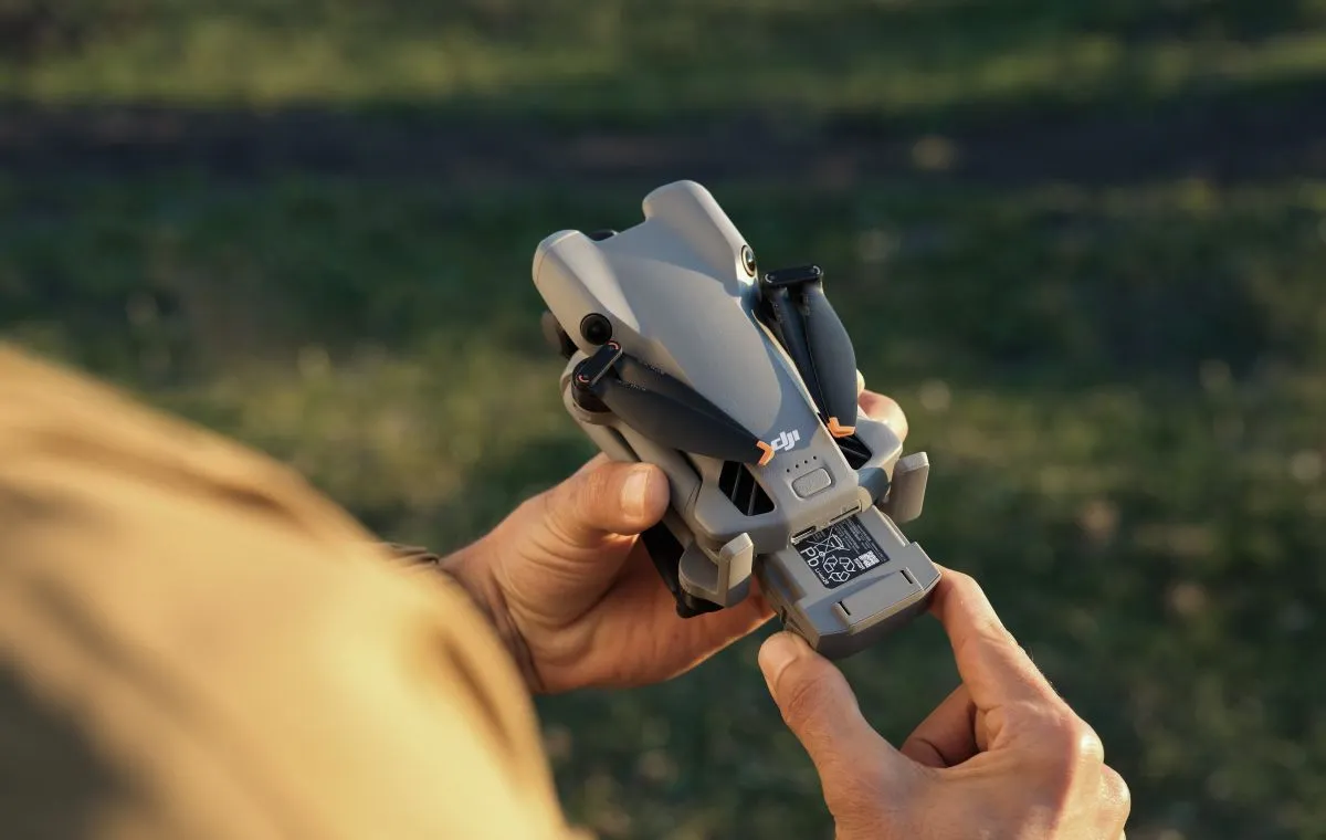 FCC có thể thu hồi phê duyệt drone DJI: Người dùng Mỹ phải chuẩn bị điều gì?