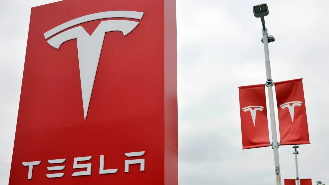 Tesla Headlight Recall: What Model 3 and Y Owners Must Do Now