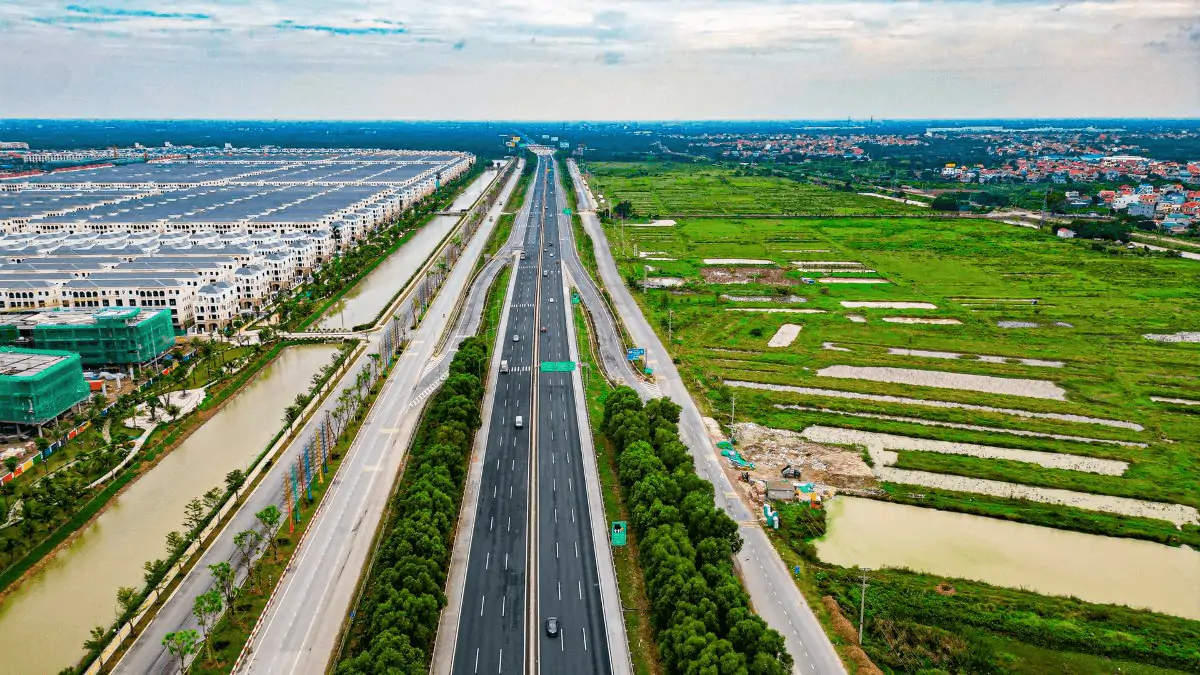 Ninh Bình đẩy mạnh 4 dự án giao thông lớn để vươn ra biển