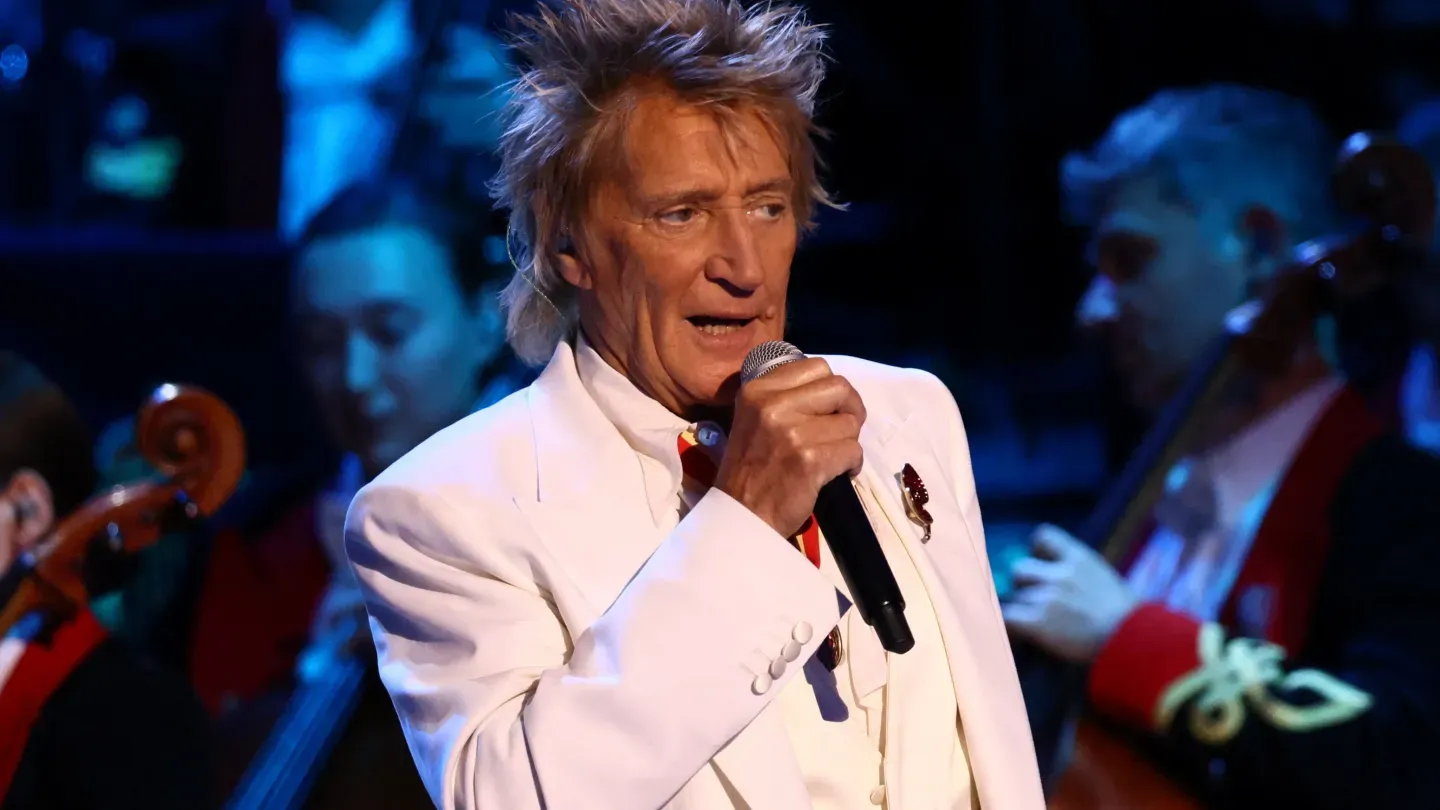 Rod Stewart Cancels Farewell Tour: Health, Recovery and What Comes Next