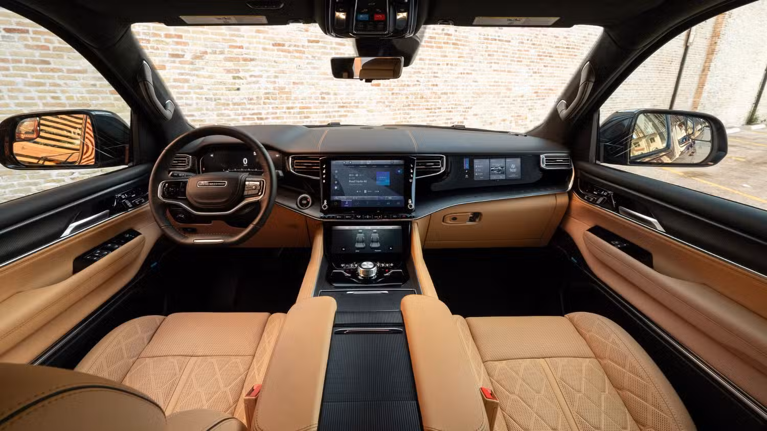 American Luxury SUV Price Cut Makes It a Smarter Buy Than Premium Rivals