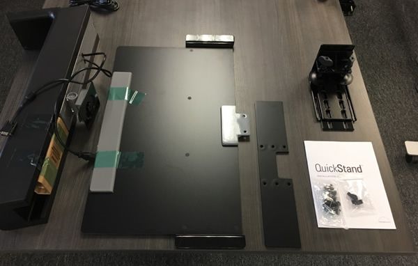Vari Electric Standing Desk vs Humanscale QuickStand