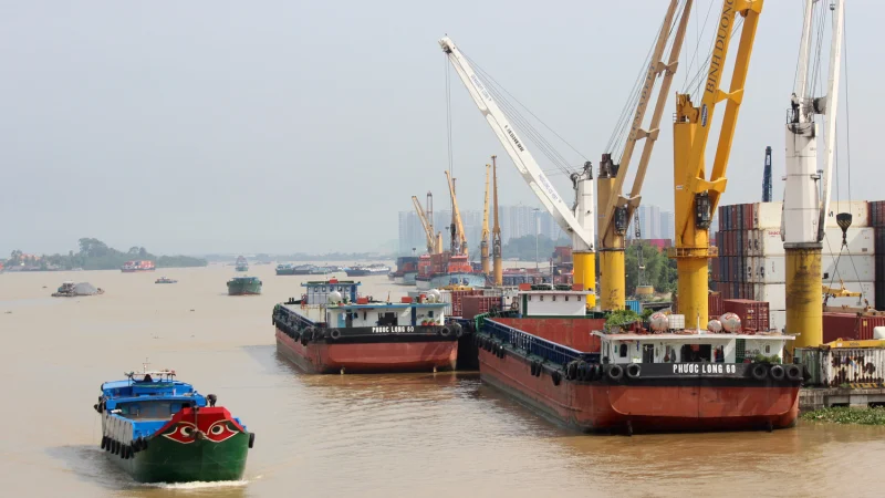 Nhập siêu 32,4 tỷ USD từ Hàn Quốc: cảnh báo hay cơ hội?