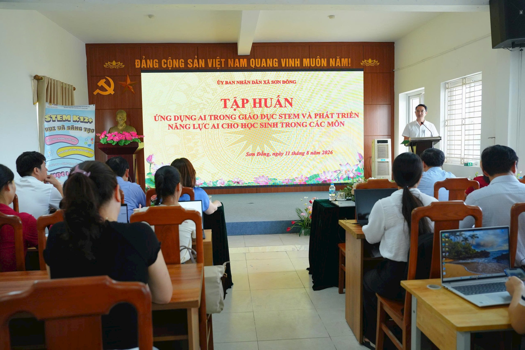 Trường học đẩy mạnh AI trong dạy học STEM và kỹ năng số