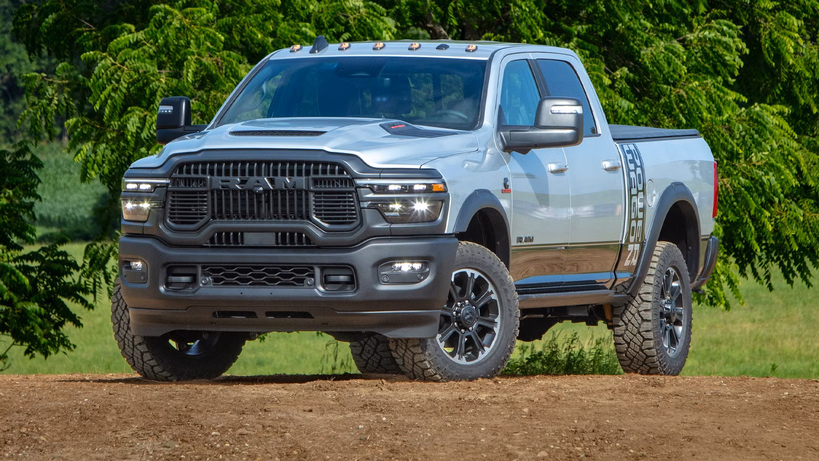 Ram 1500 Rumble Bee vs Power Wagon Diesel: Which High-Power Truck Is Worth It?