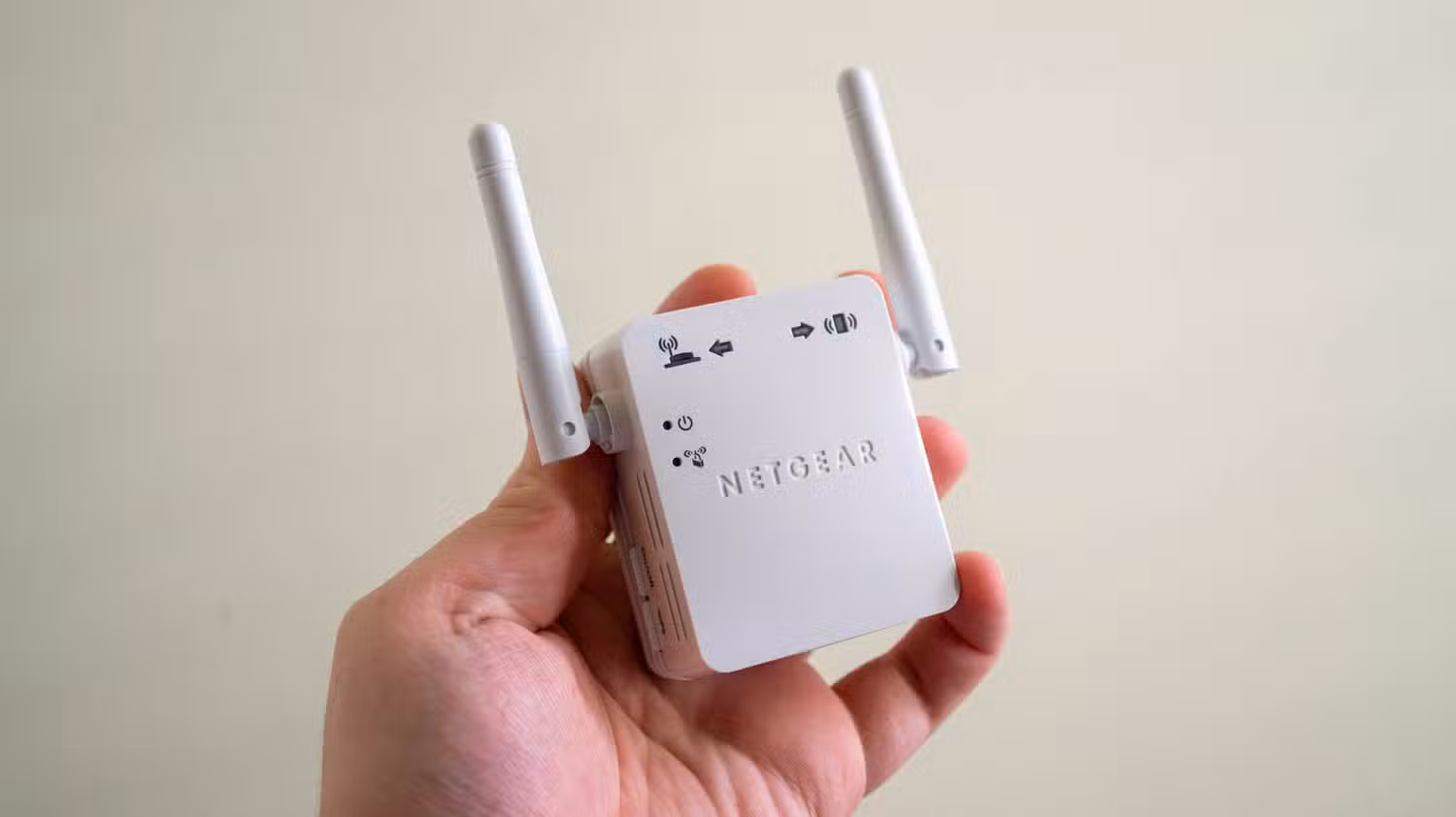 Why Wi‑Fi Extenders Destroy Network Performance (And What to Use Instead)