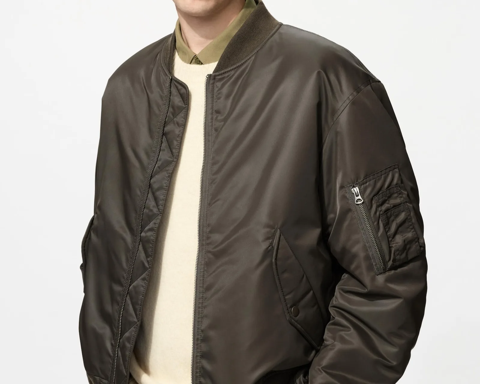 Uniqlo’s Military Jacket Dupe Is Redefining Everyday Luxury