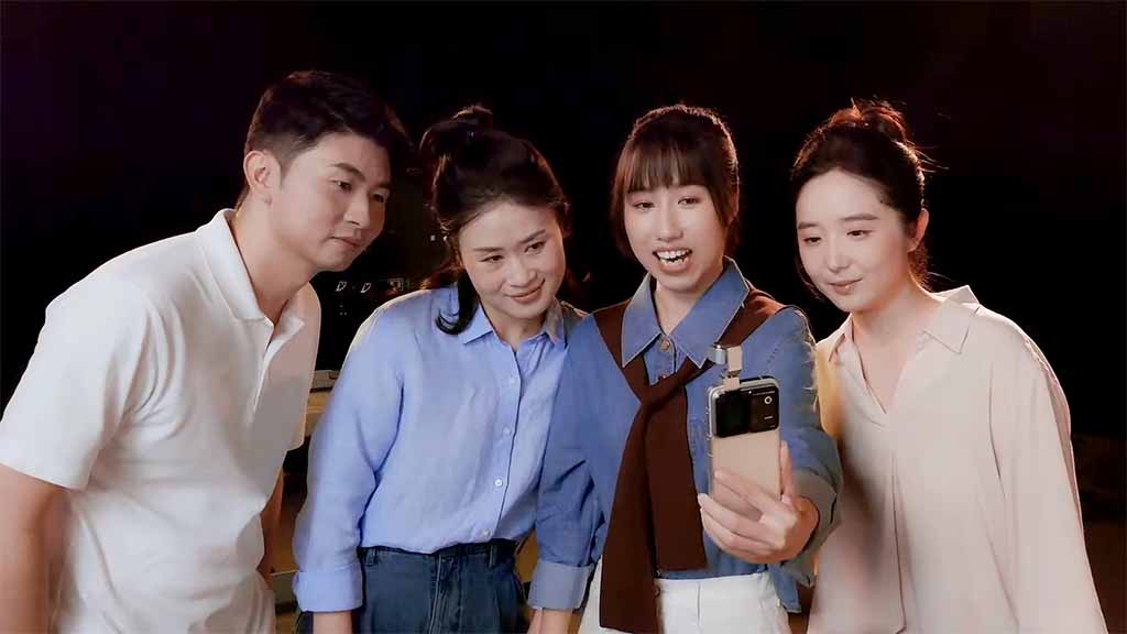 Honor Robot Phone và gimbal cơ học 4DoF: bước ngoặt quay phim di động