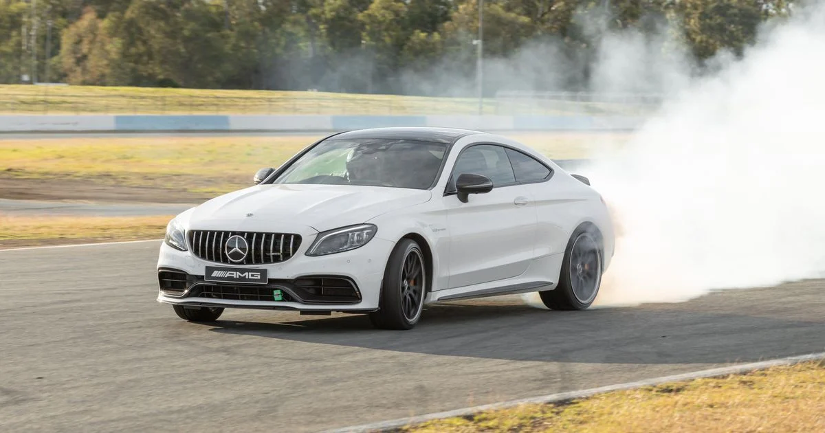 V8 Luxury Sedans Refuse to Die as Buyers Shun Silent Speed