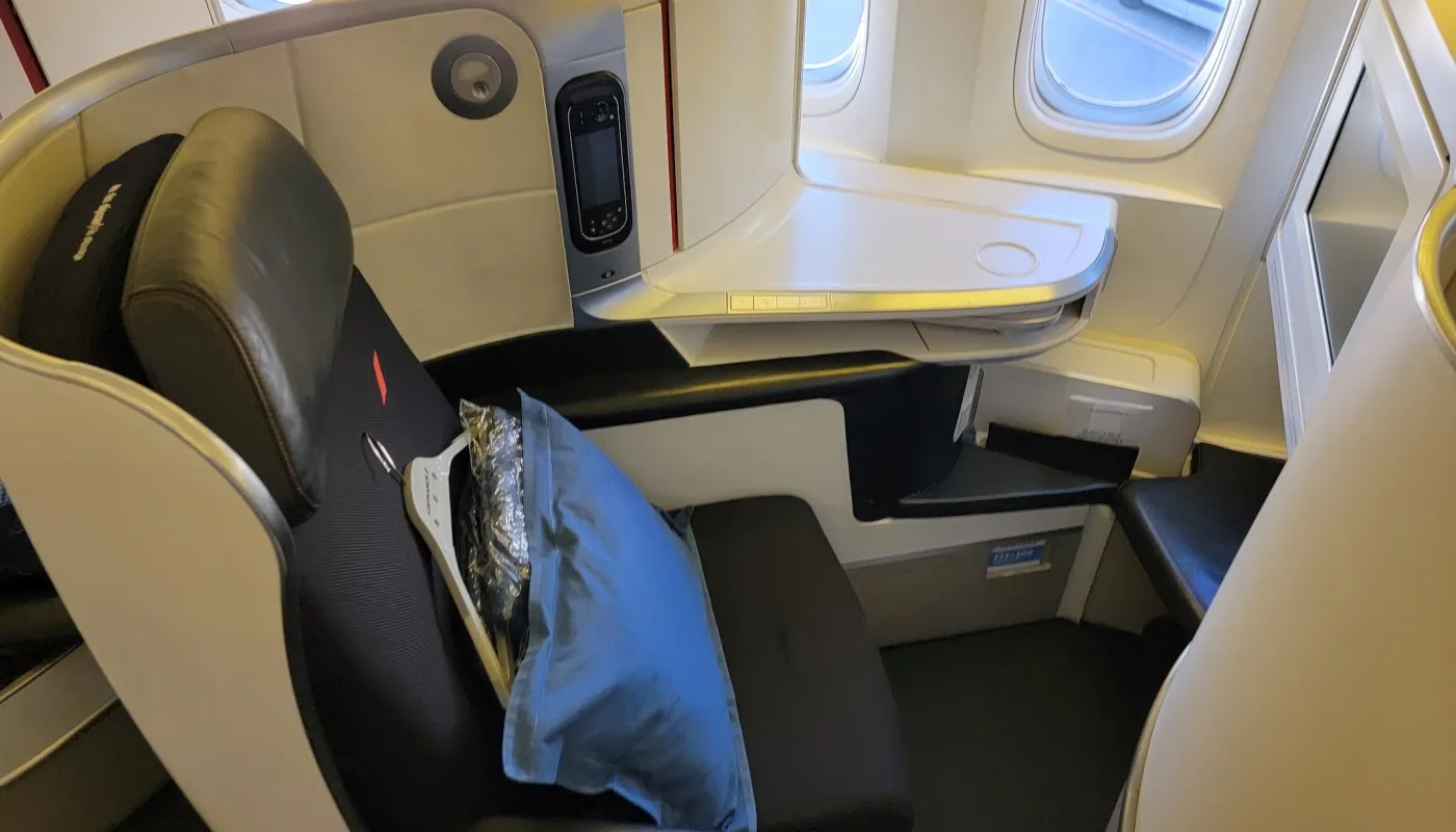 Use Credit Card Points to Unlock Airline and Hotel Status
