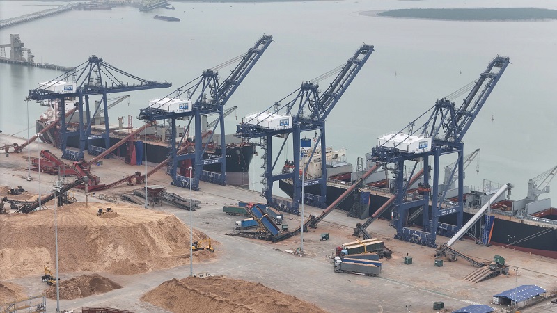 Quảng Ninh dịch chuyển FDI công nghệ cao dựa trên lợi thế cảng biển