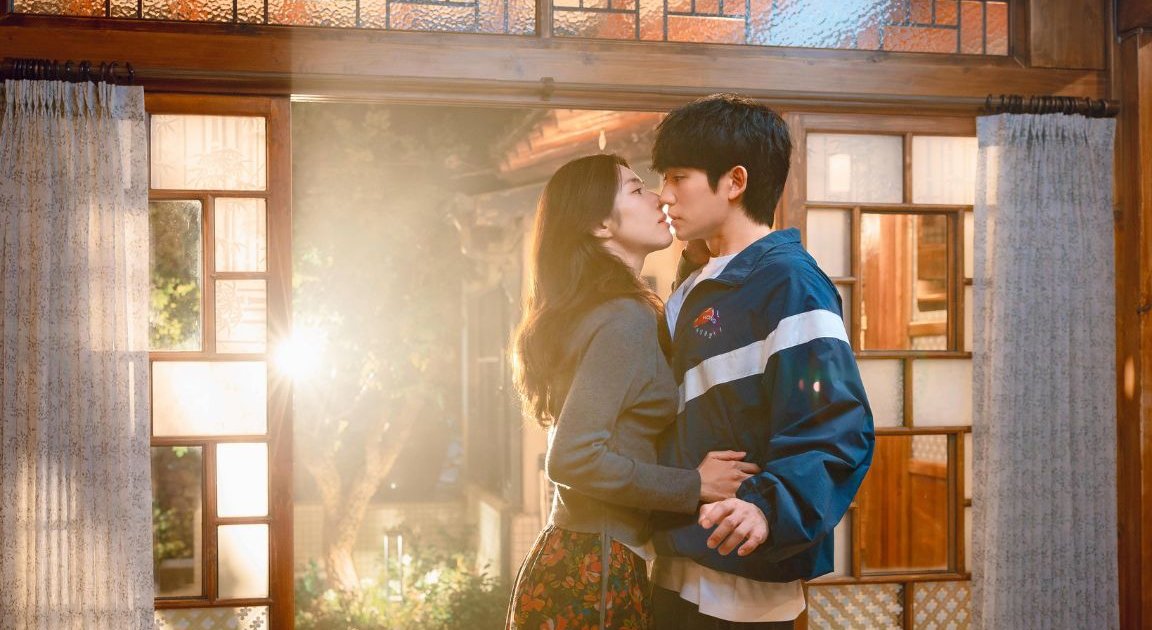 Jung Hae In lột xác ngọt ngào trong ‘Kẹo ngọt tình yêu’