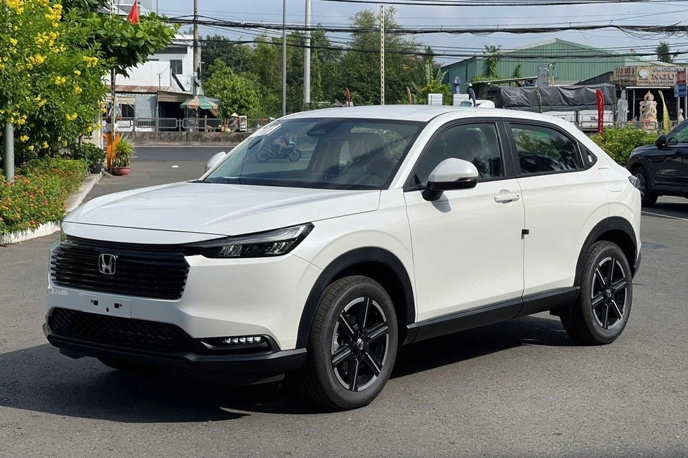 SUV cỡ B tháng 8: giảm giá kỷ lục, nên mua xe nào?