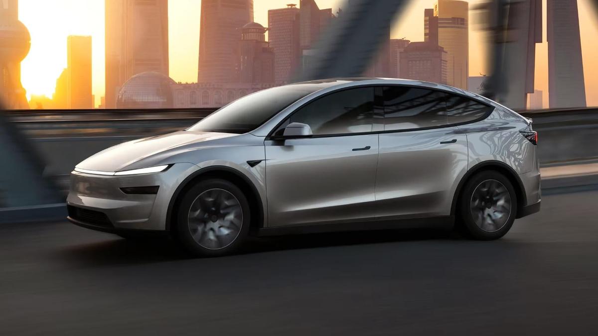 Mid-Size Electric Family SUVs Ranked by Range