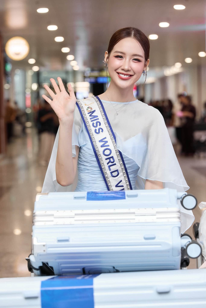 118 thí sinh Miss World diện áo dài Việt Nam: Khi sắc đẹp quốc tế hội tụ di sản văn hóa
