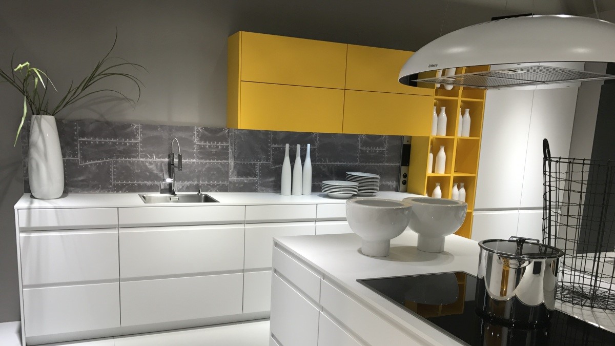 Stop Painting Your Cabinets: Kitchen Color Ideas From Appliances Instead
