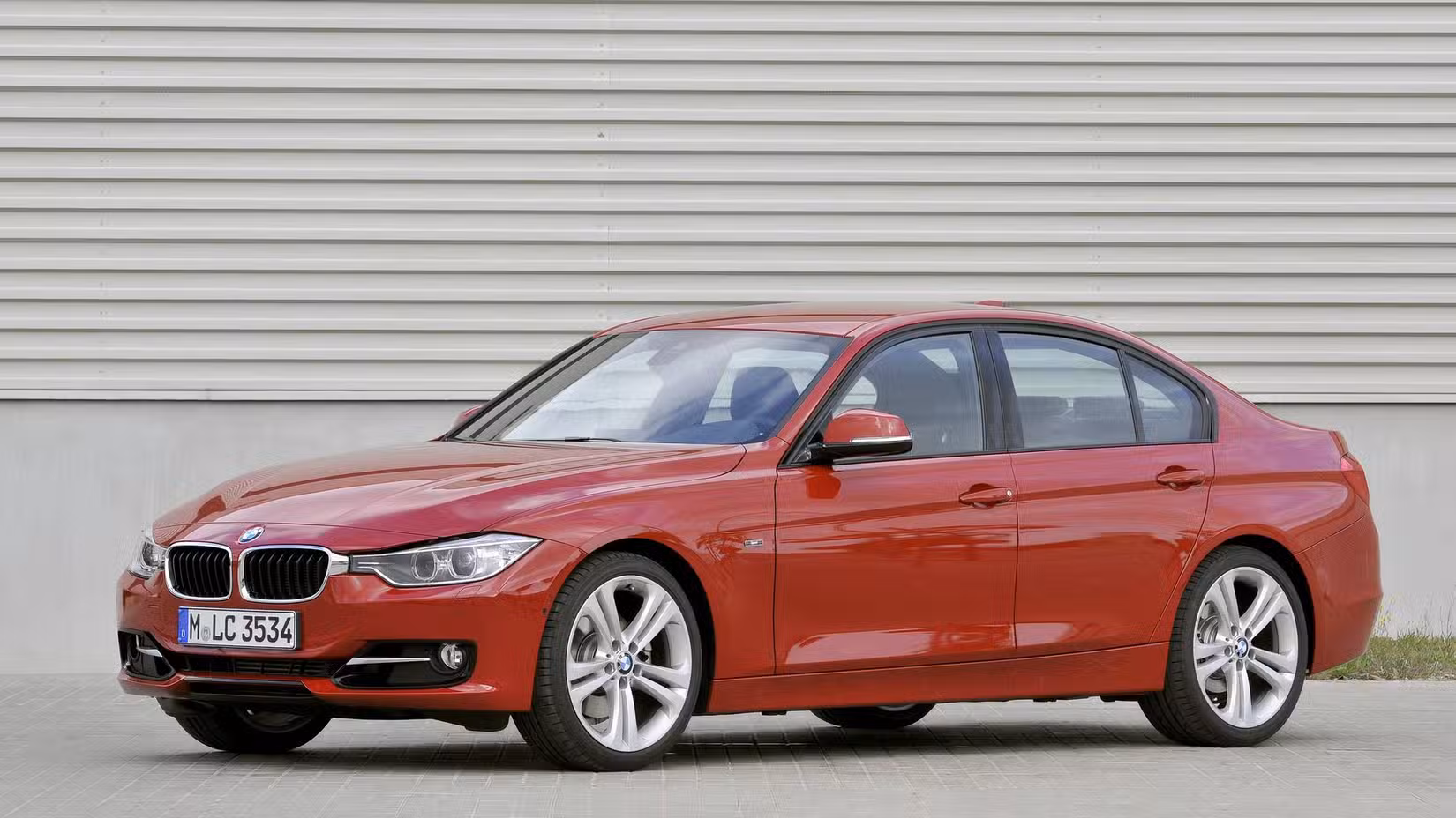 How BMW’s Leasing Glut Turned 3 Series Sedans Into Bargain Luxury Buys