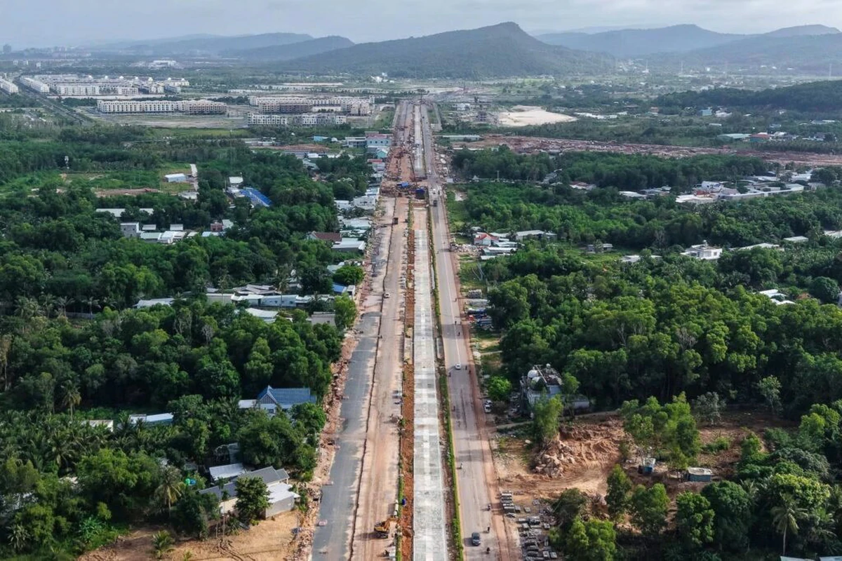 Tuyến tàu điện nhẹ Phú Quốc lập kỷ lục 17 tháng xây dựng