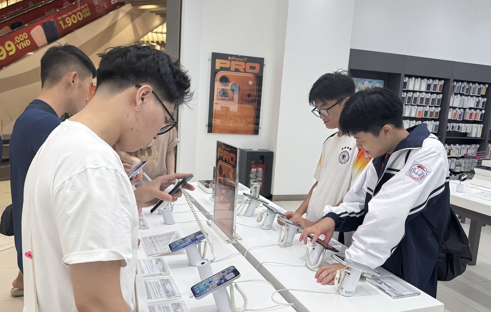 iPhone 17 Pro Max giảm 3-9 triệu: mua ngay trước khi iPhone 18 ra mắt