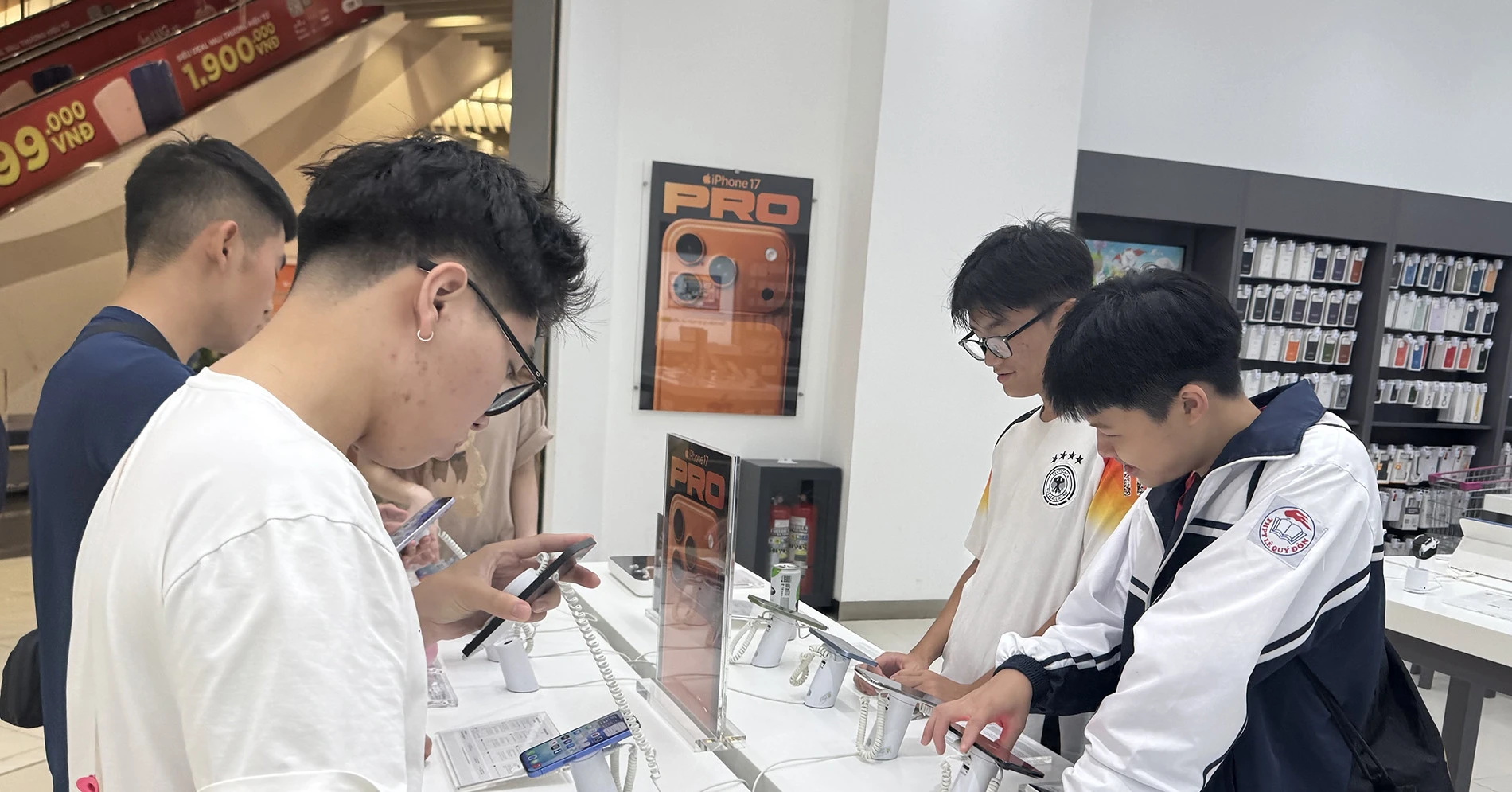 iPhone 17 Pro Max giảm 3-9 triệu: mua ngay trước khi iPhone 18 ra mắt
