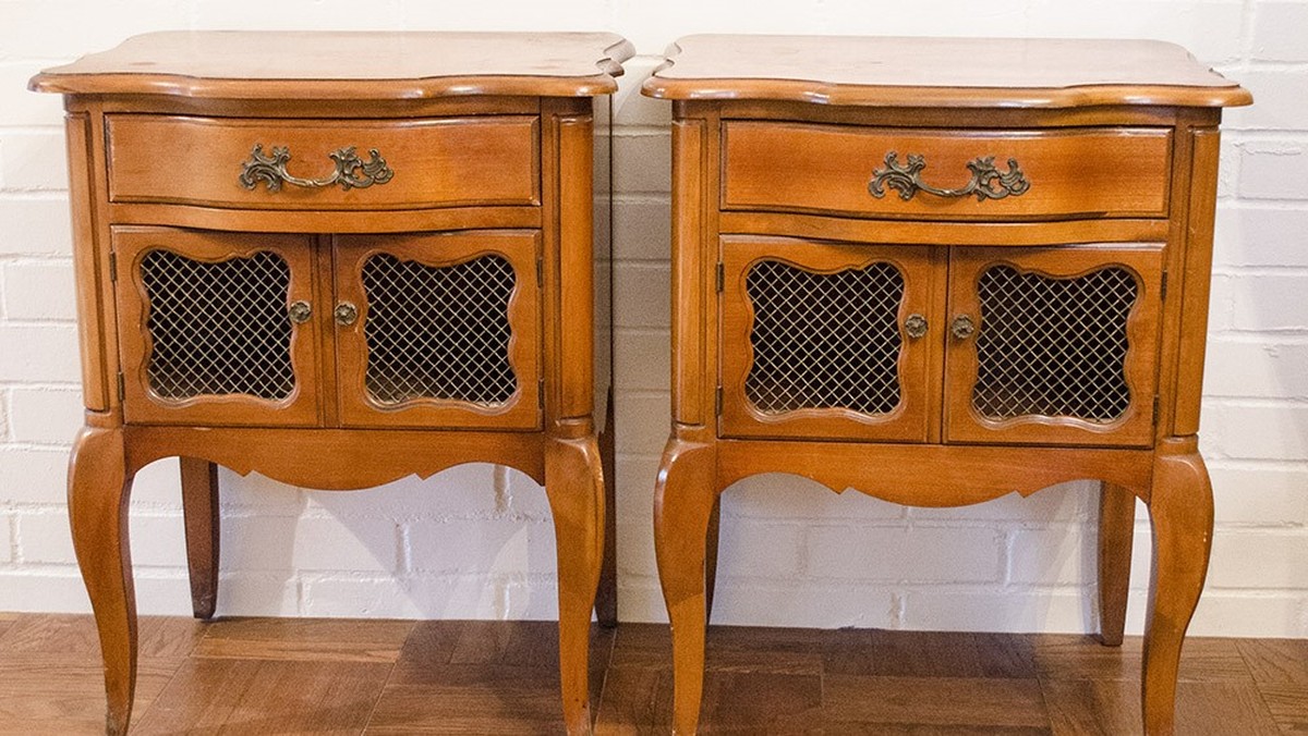 How to Paint French Provincial Furniture with Layered Color