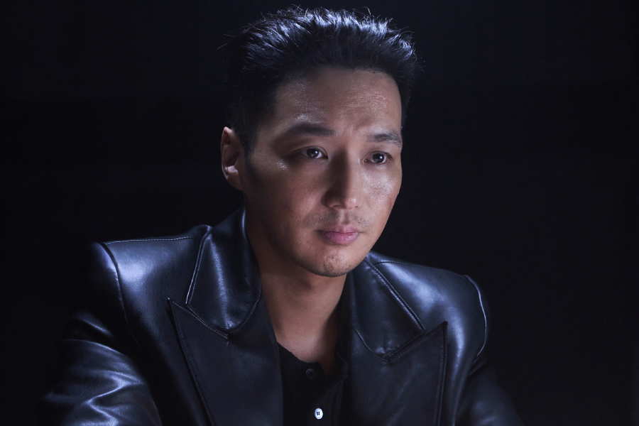 Byun Yo Han Drives a Ruthless Revenge Game in Tazza 4