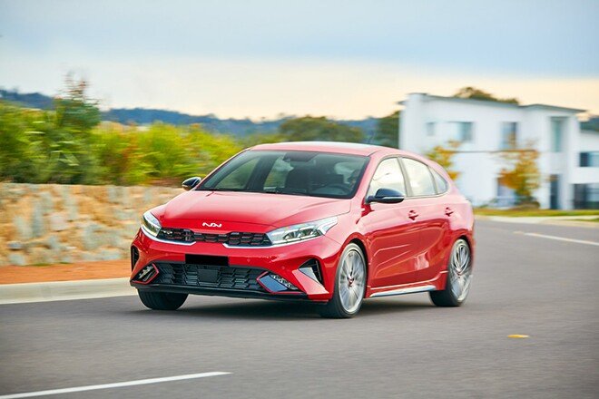 Kia K3 sedan hạng C từ 584 triệu: có đáng xuống tiền?
