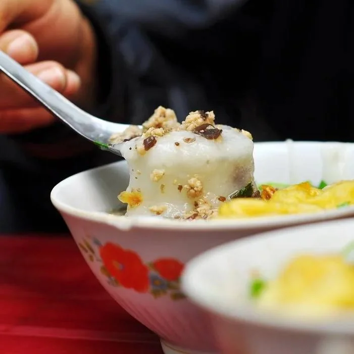 Những món trong 'Miếng ngon Hà Nội' vẫn sống động trên phố