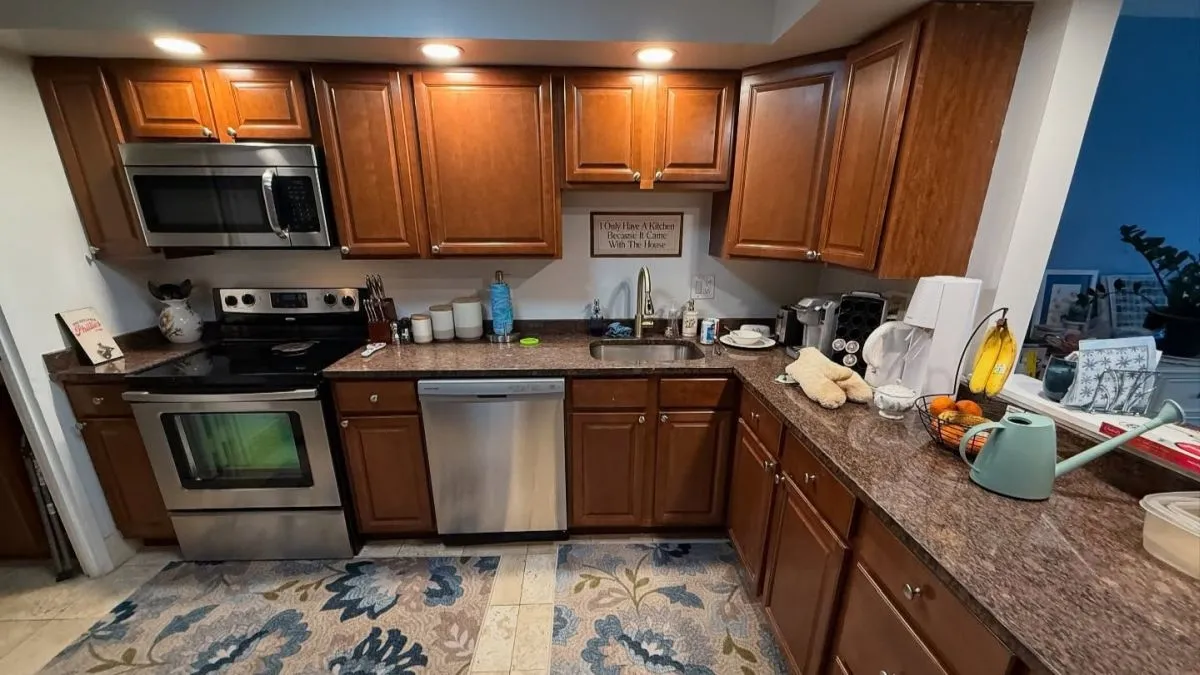 How Cabinet Paint Colors Turn Dated Kitchens Into Designer Spaces