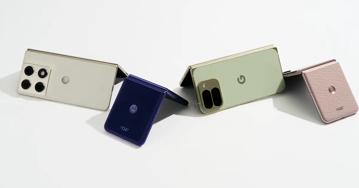 Motorola Razr Fold Review: A Bold Book-Style Rival to Samsung