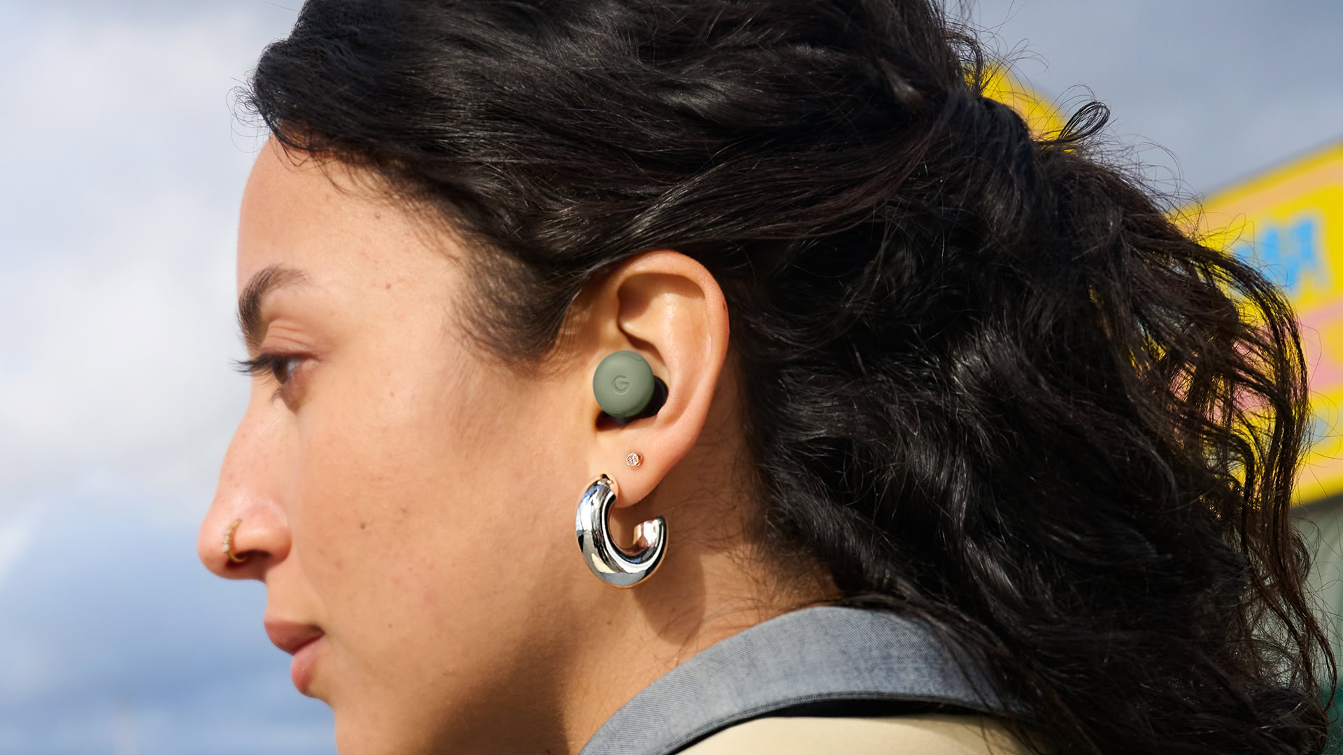 Pixel Buds Pro 2 Dynamic ANC Turns Commutes Into Quiet Zones