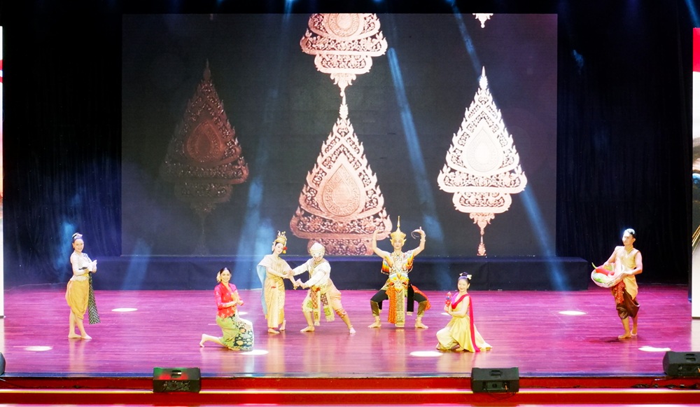 Nửa thế kỷ quan hệ Việt Nam - Thái Lan: từ ngoại giao tới kết nối cộng đồng