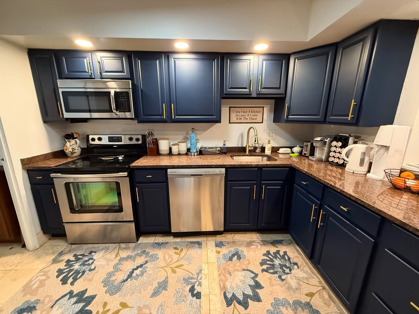 How Cabinet Paint Color Transforms Kitchen Character