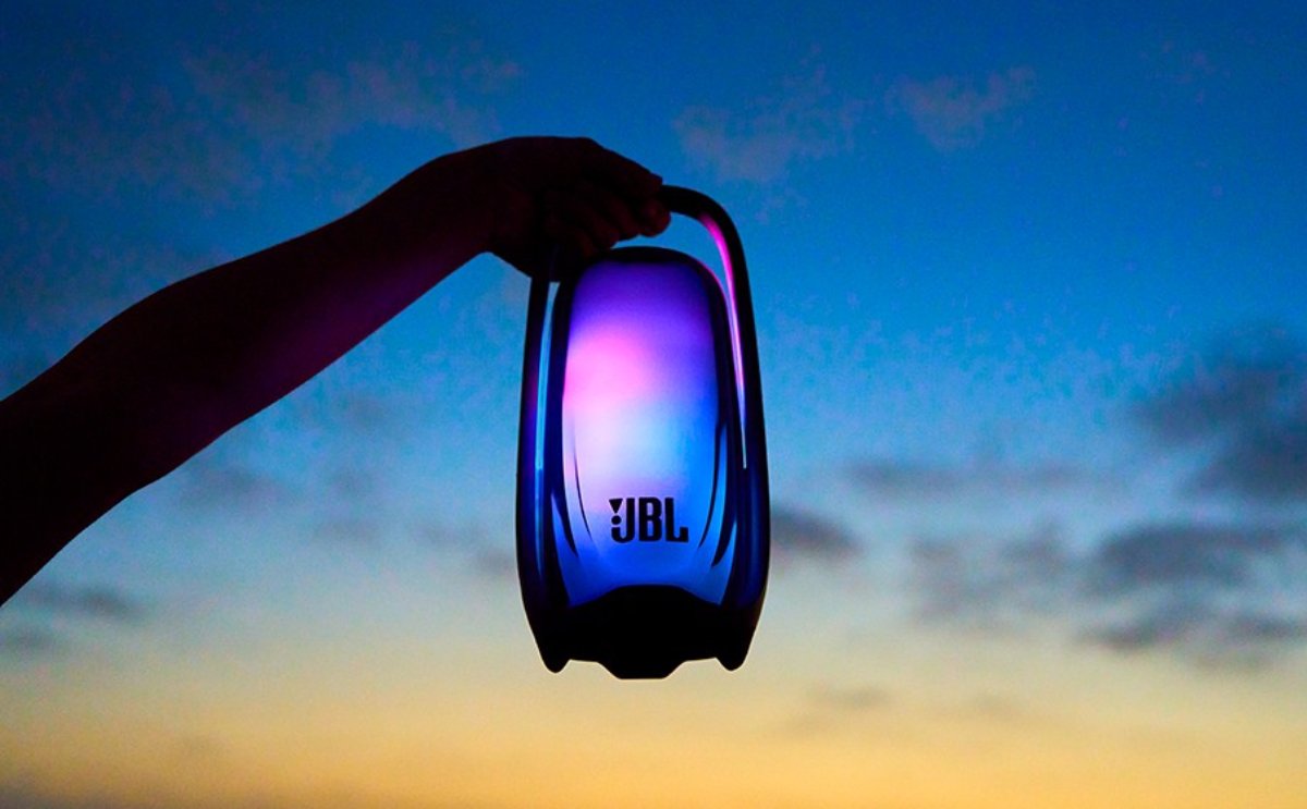 JBL Pulse 6: Khi loa 40W hóa thành “đèn thông minh” biết nhảy