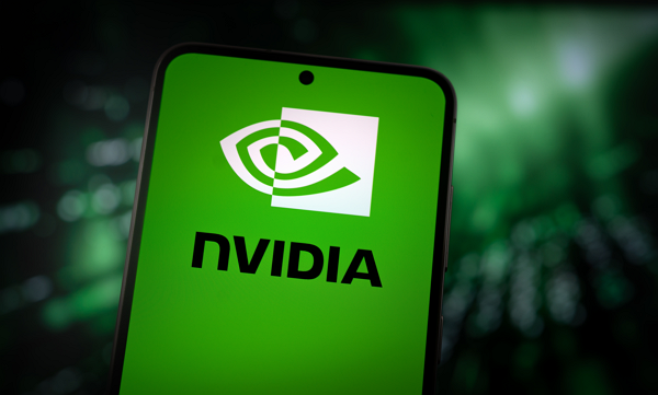 Nvidia và Trung Quốc đua mở mã nguồn mô hình AI khổng lồ