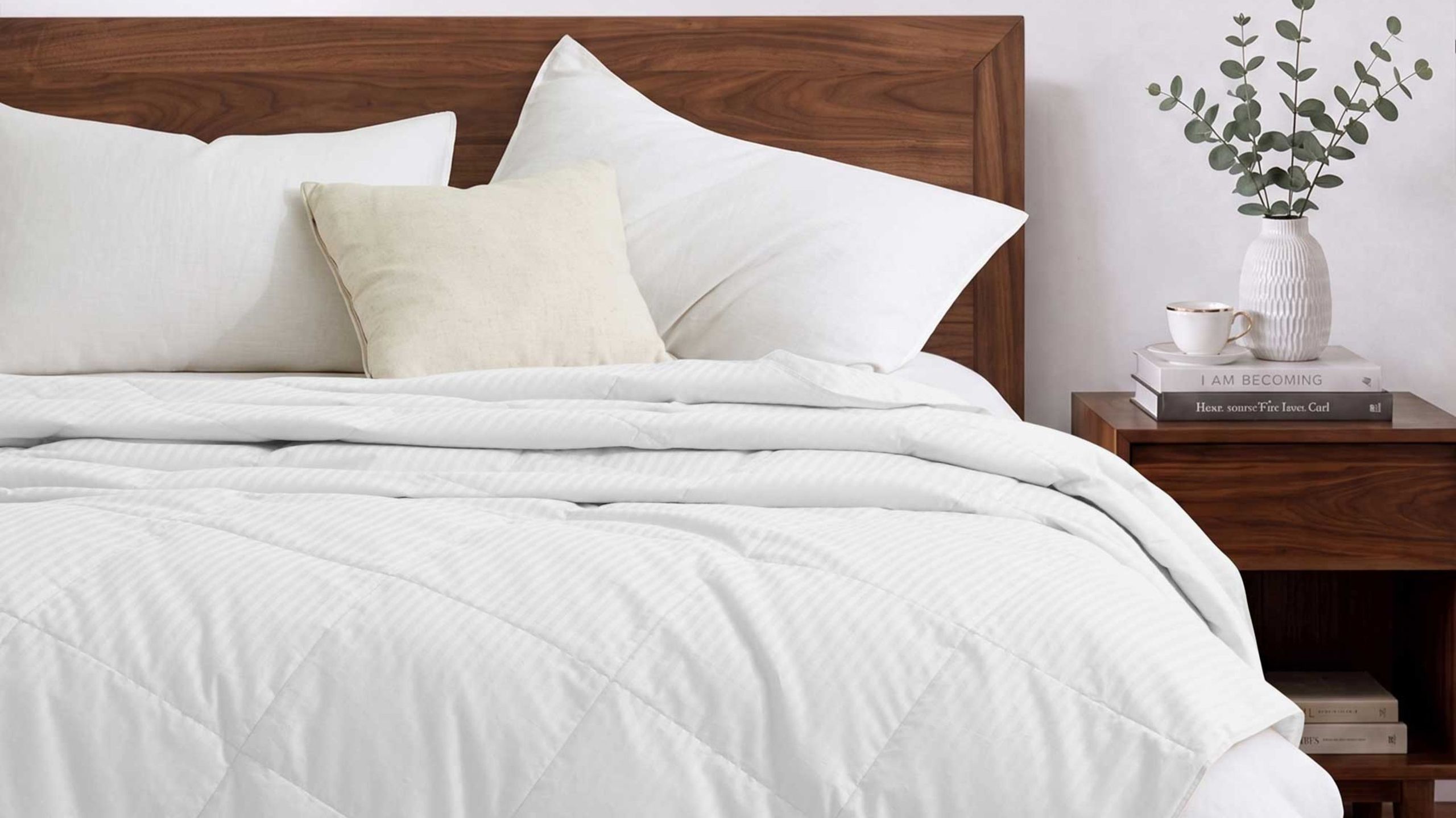 The Best Transitional Bedding Layers for Cozy Seasonal Comfort