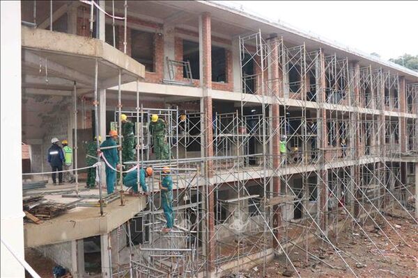 Chính sách hỗ trợ học sinh vùng cao: ưu tiên tiếng Việt, sách vở và dinh dưỡng