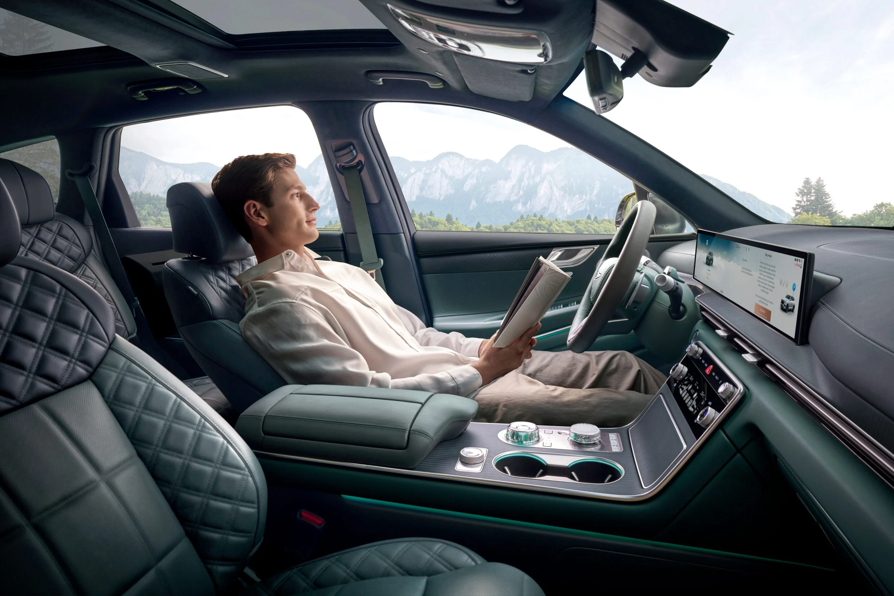 Genesis GV80 Hybrid: Luxury Efficiency Without Going Full EV