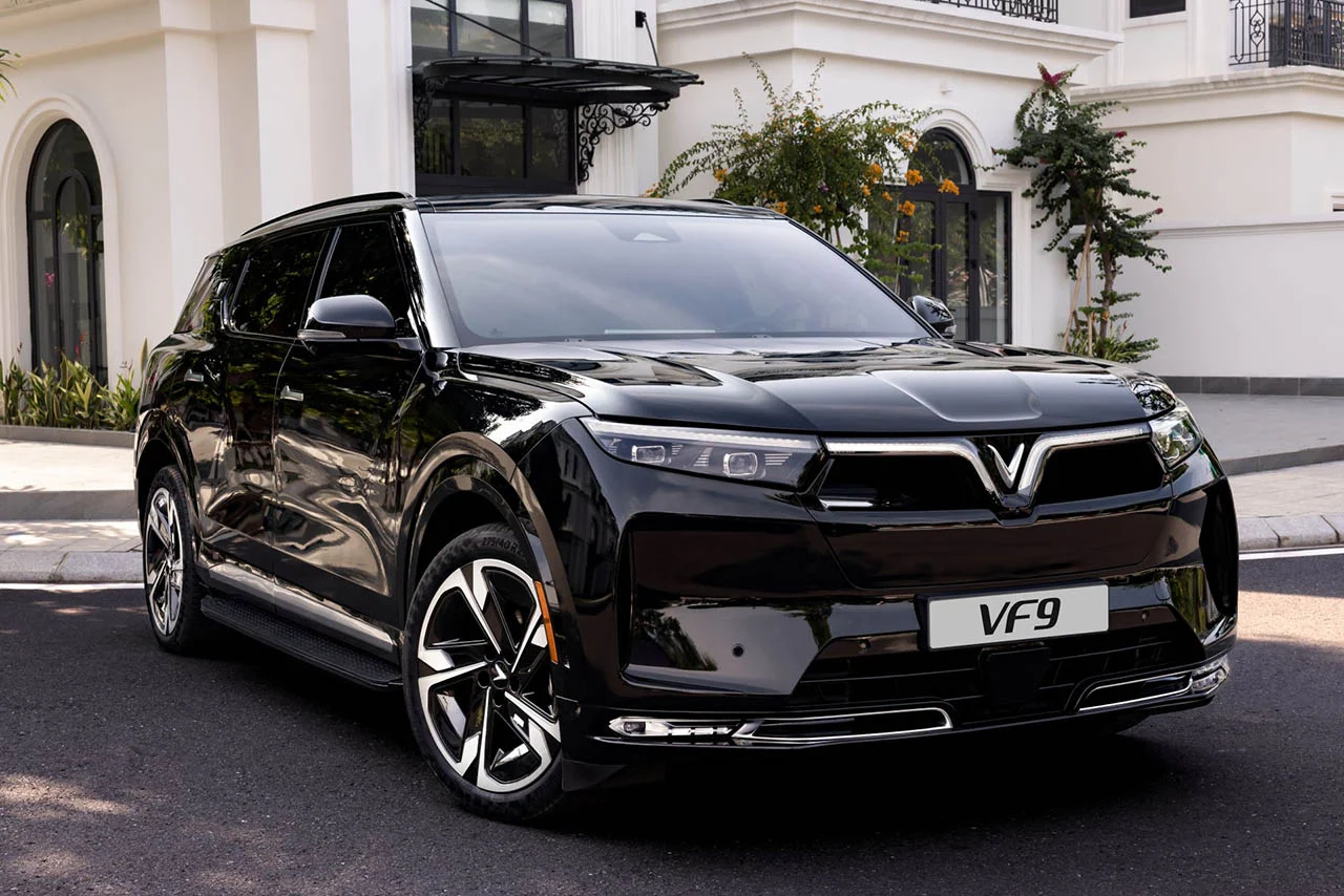 VinFast VF 8, VF 9 hay VF MPV 7: Chọn xe điện nào cho gia đình đi xa?