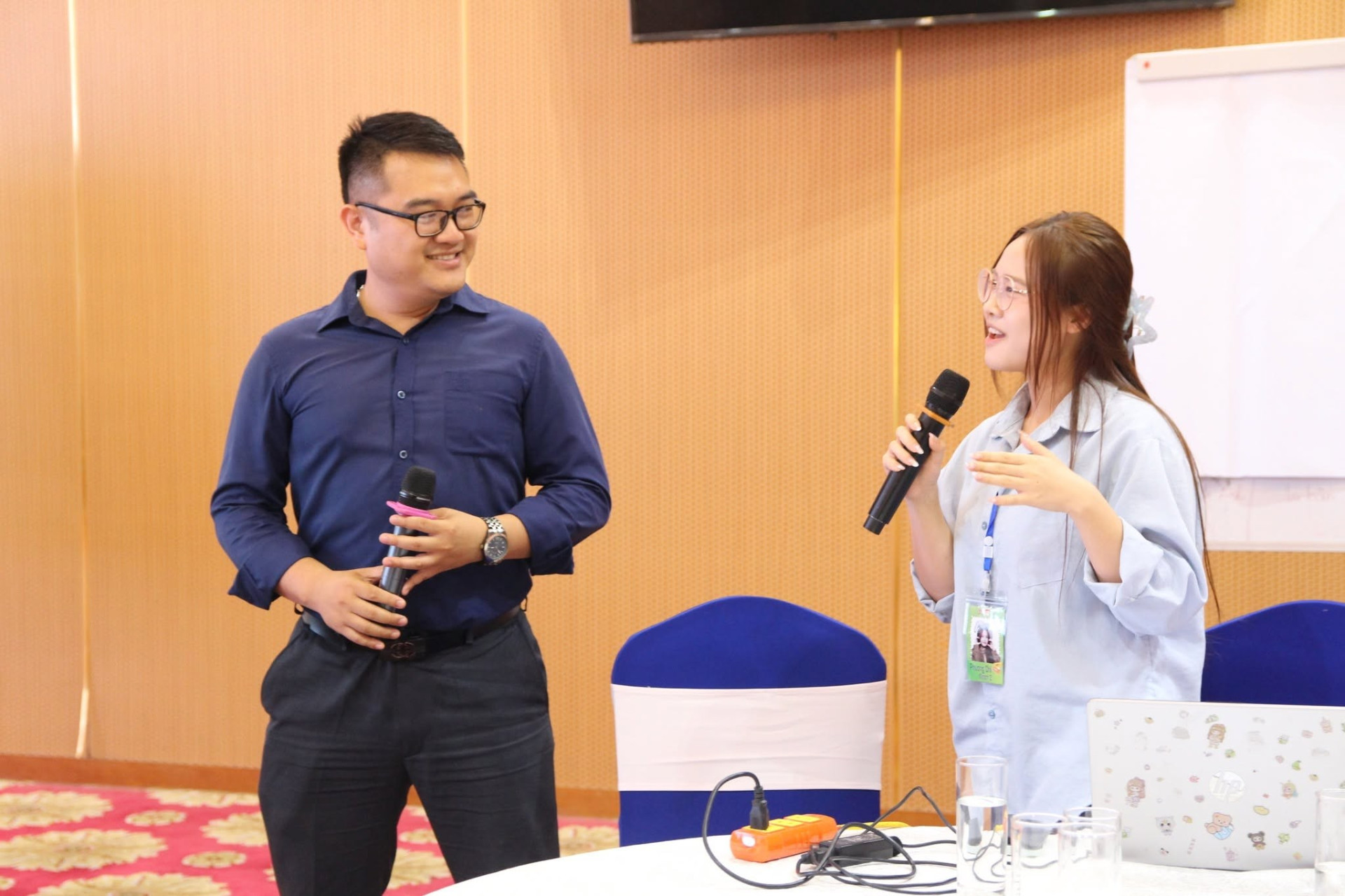 Trường hè khoa học Việt Nam: Lò luyện tư duy và kết nối tri thức trẻ