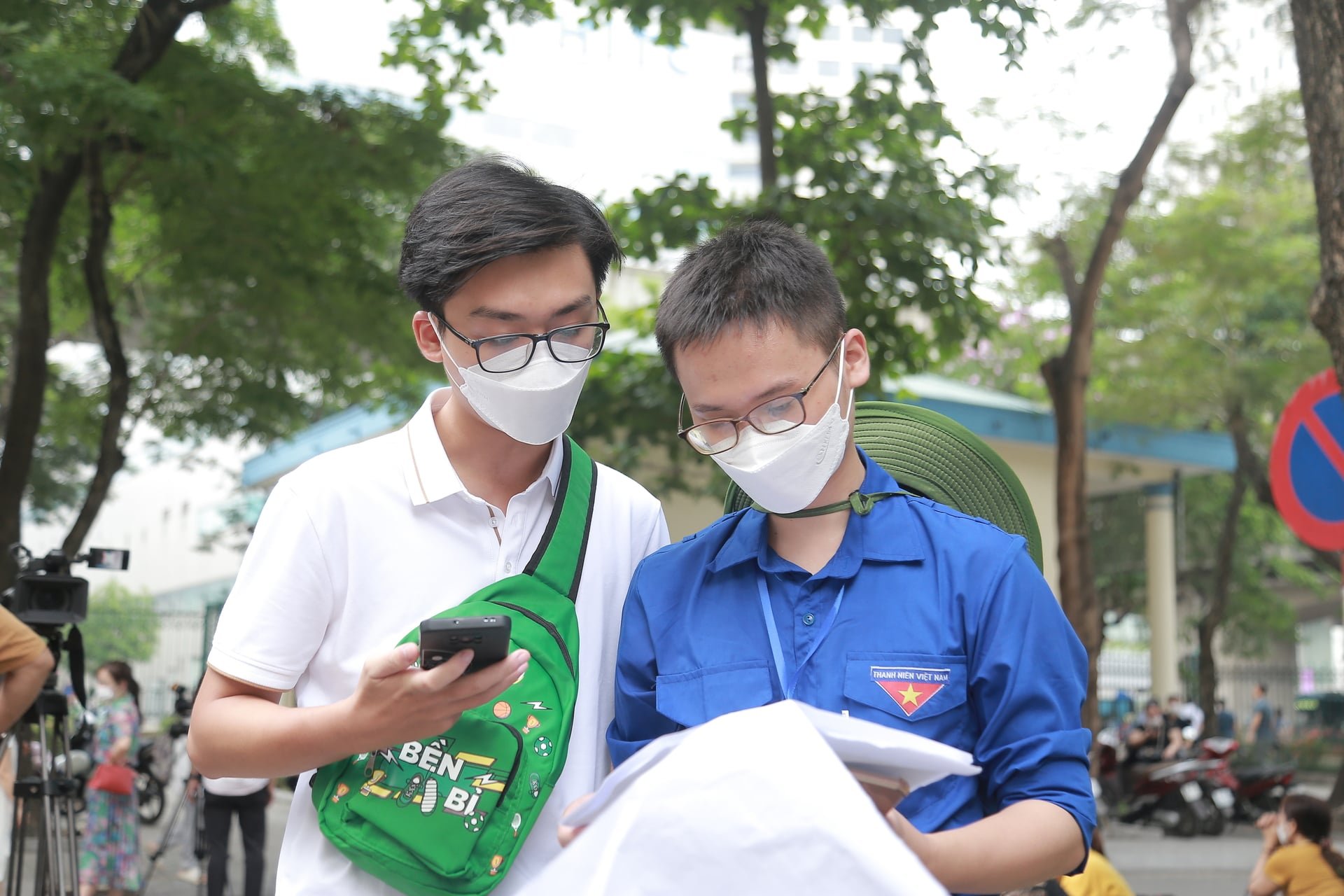 Điểm chuẩn đại học chạm ngưỡng tuyệt đối: chuẩn bị sao để không trượt?