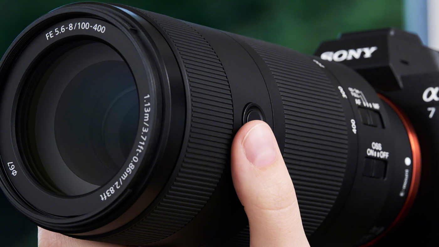 Sony’s 654g 100-400mm Lens Makes Long Reach Truly Handheld