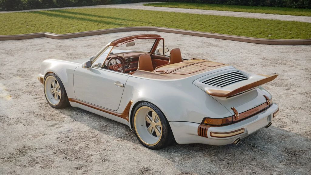 Louis Vuitton và Singer: Bộ đôi Porsche 911 cho giới siêu giàu