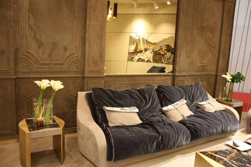 Luxury Furniture Details: How Materials Now Make the Room
