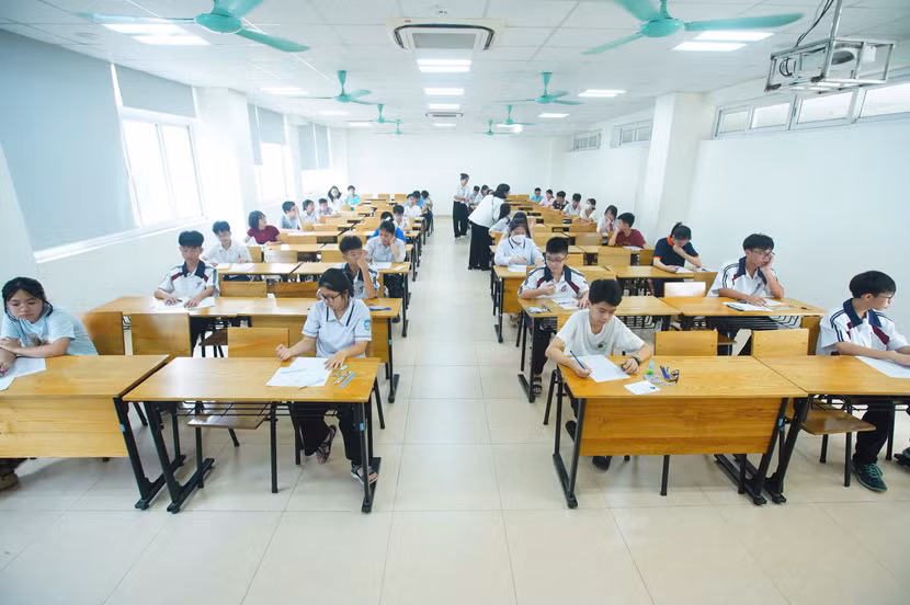 Học sinh Việt Nam tỏa sáng tại các cuộc thi học sinh đa chiều